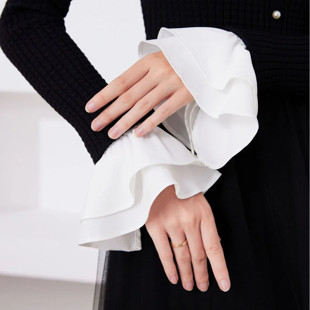Fashion White Fake Cuff Sleeved Decorative Hand Horn Sleeves Detachable Ruffle Flared Cuffs Winter Wrist Warmer