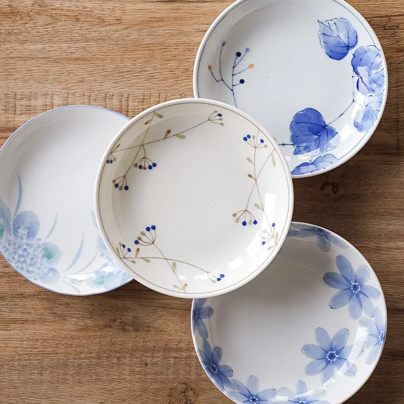 

Керамическая тарелка в японском стиле, маленькая тарелка с цветочным принтом в стиле ретро для десерта, фруктового салата, домашняя посуда