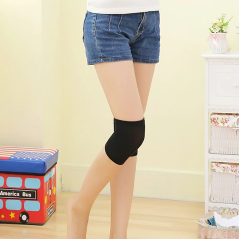 

Black Knee Support Sleeve Brace Knee Warmer Protector Running Hiking Outdoor Sports Activities Elastic Comfortable Fit