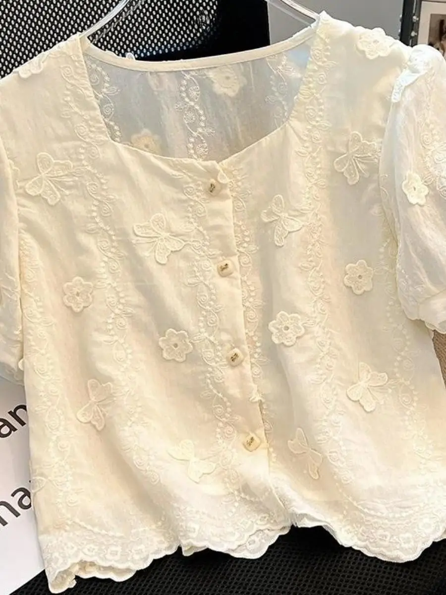 camisa-feminina-solta-de-manga-curta-com-renda-estilo-coreano-verao-2026-moda-gola-quadrada-bolso-lenco-casual