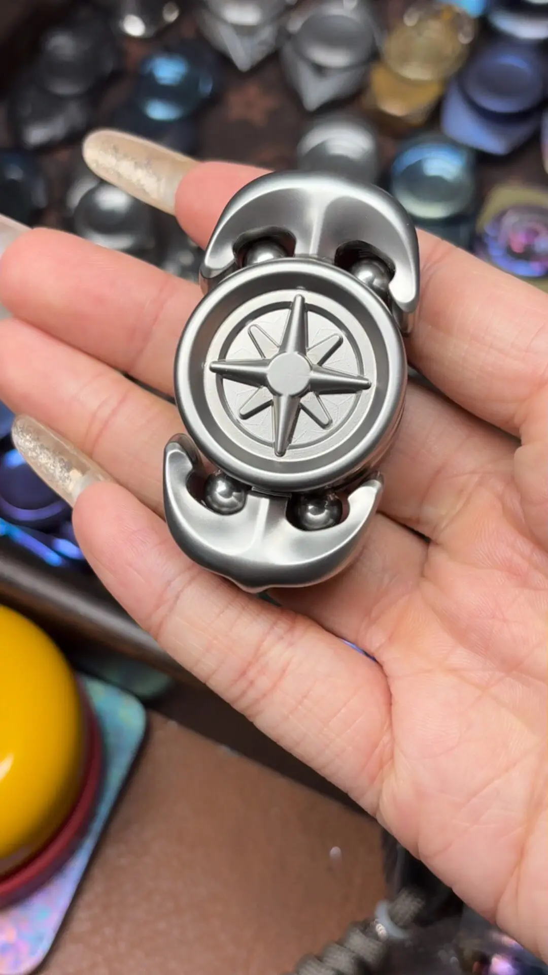 Used EDC Gala Steel Anchor Titanium Alloy Edc Gyro Sprocket Fidget Spinner