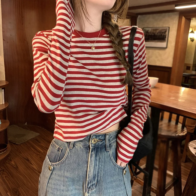 Spring And Autumn Round Neck Contrast Stripe Casual Fashion Versatile Long Sleeved T-Shirts Shorts Student Top Red Stripe