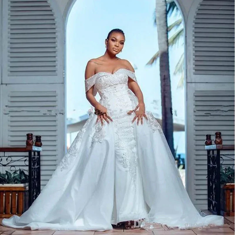 

Customized Lace Appliques Satin Church Mermaid Wedding Dress with Detachable Train Off the Shoulder Beach Bridal Gown