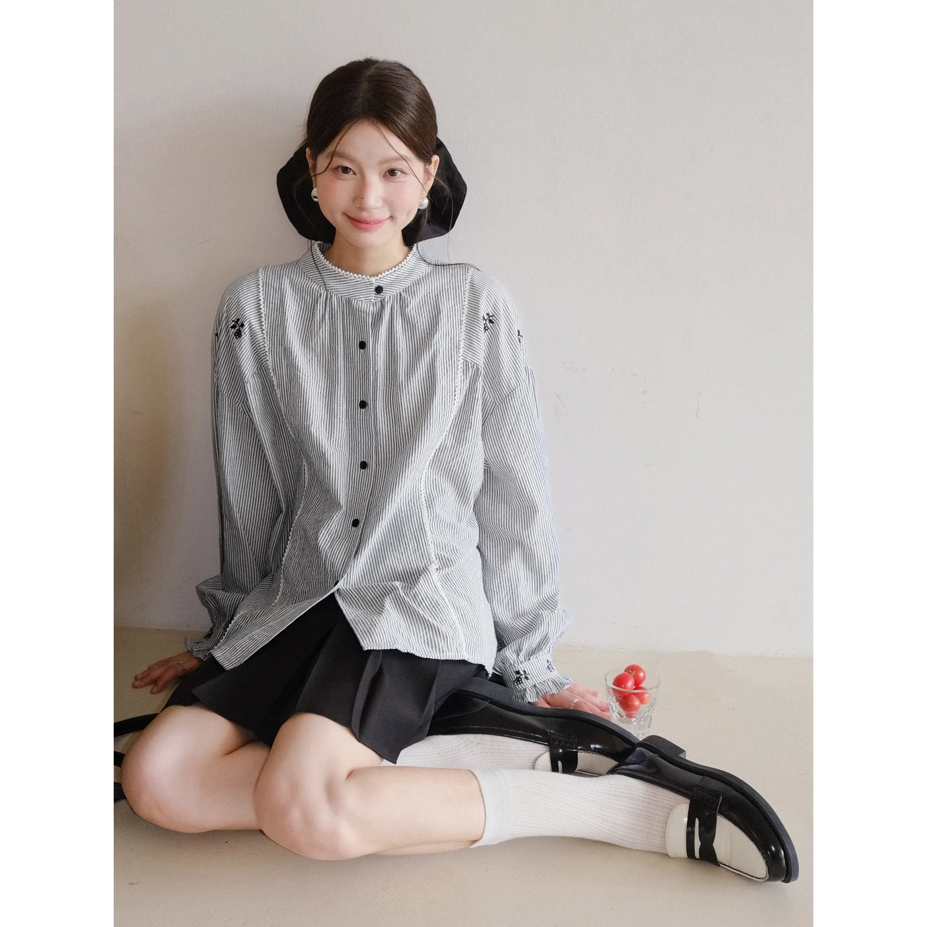 

French Retro Embroidered Lace Trim Shirts Autumn Long Sleeve Tops