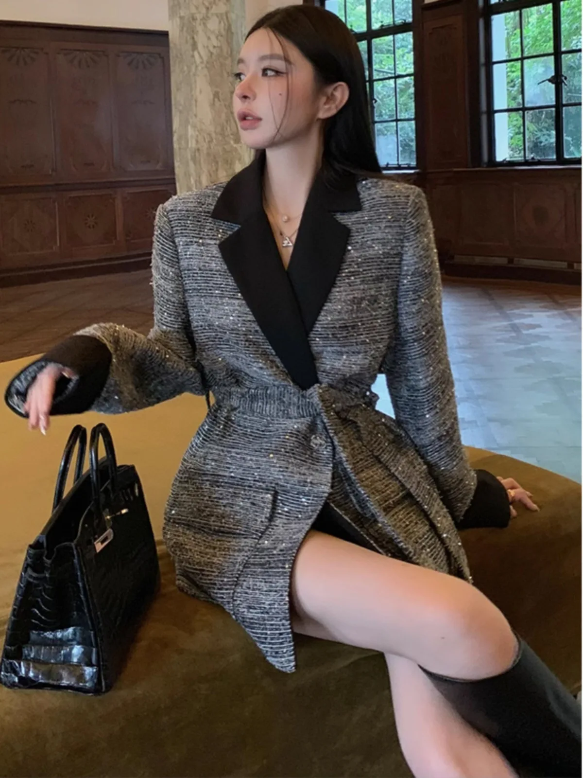 

French Heavy Industry Small Fragrance Metal Wire Woven Blazer Jacket Women Spring and Autumn Elegant Thick Tweed Coat with Belt