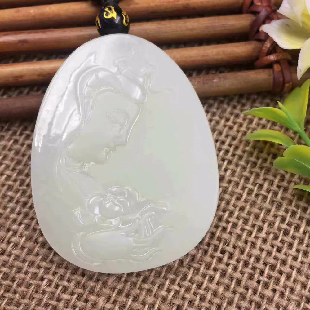 

New Hotan White Jade Jade Face Guanyin Pendant Elegant Retro Jewelry P0042