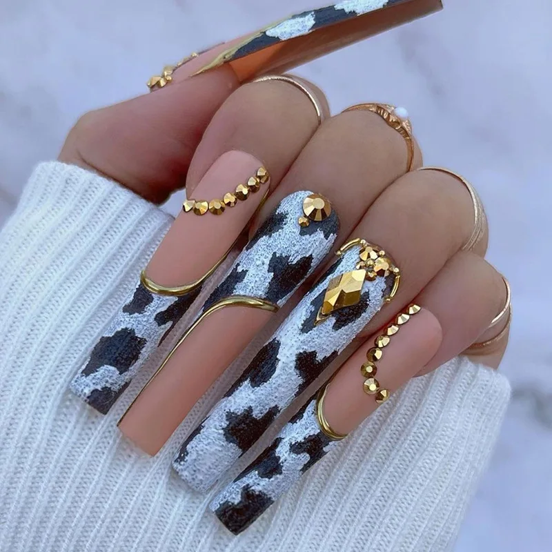 

24Pcs Long Square Press on Nails Love Pattern Design Artifical Coffin False Nail Brown French Wearable Full Cover Fake Nail Tips