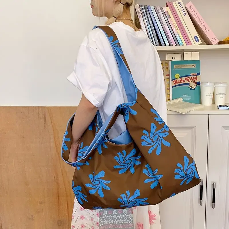 

2025 Women's Bag New One Shoulder Versatile Commuter Large Capacity Underarm Tote Bags for Women
