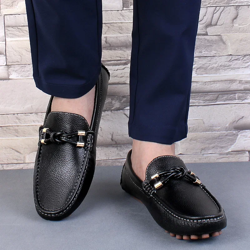 Sapatos masculinos de salto baixo em couro, slip-on, trabalho diário, moda casual, negócios, primavera e outono, venda quente, 2023