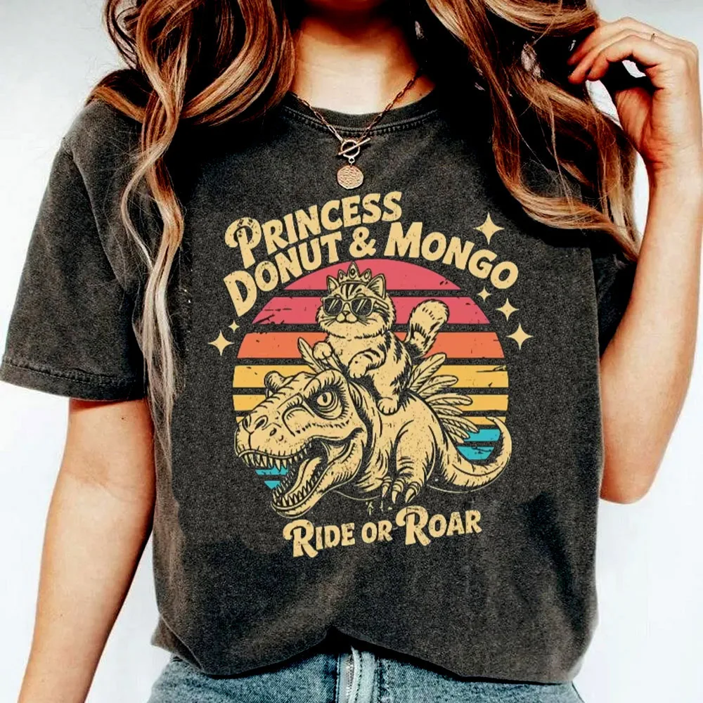 Vintage Washed Dungeon Crawler Carl T Shirt Men Women Fashion Cotton Tees Clothing Dinosaurios Graphic Short Sleeve Shirt