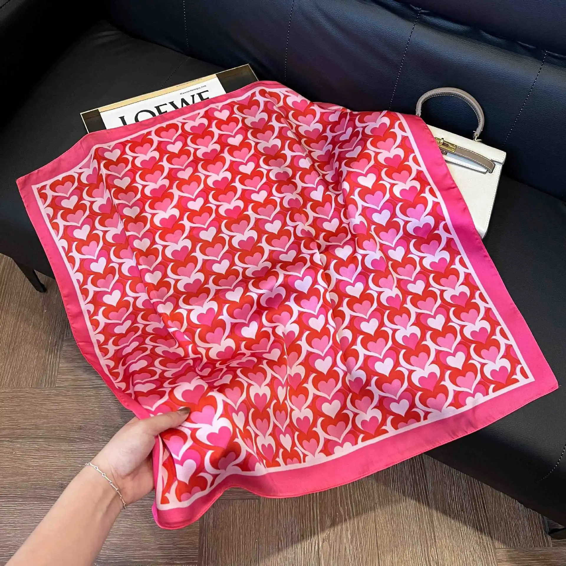 

New autumn solid color simple and versatile women's beach sun protection Middle Eastern headscarf Satin emulation silk scarf