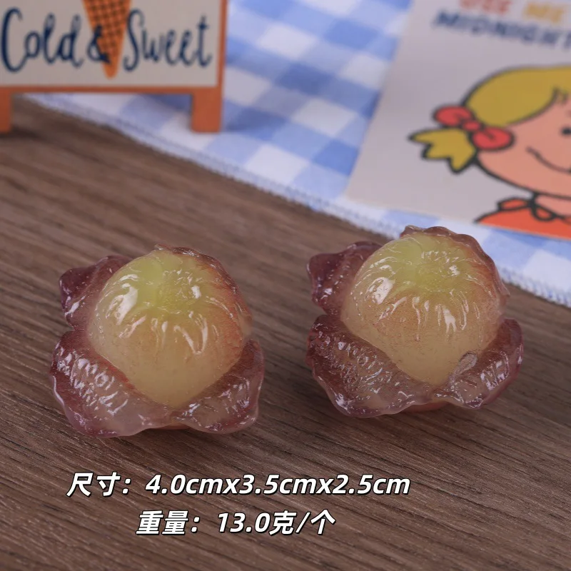 2pcs Mini Peeled Grape Realistic Grape Model Miniature Fruit Food DIY Resin Accessory Pendant Dollhouse Desktop Home Decor