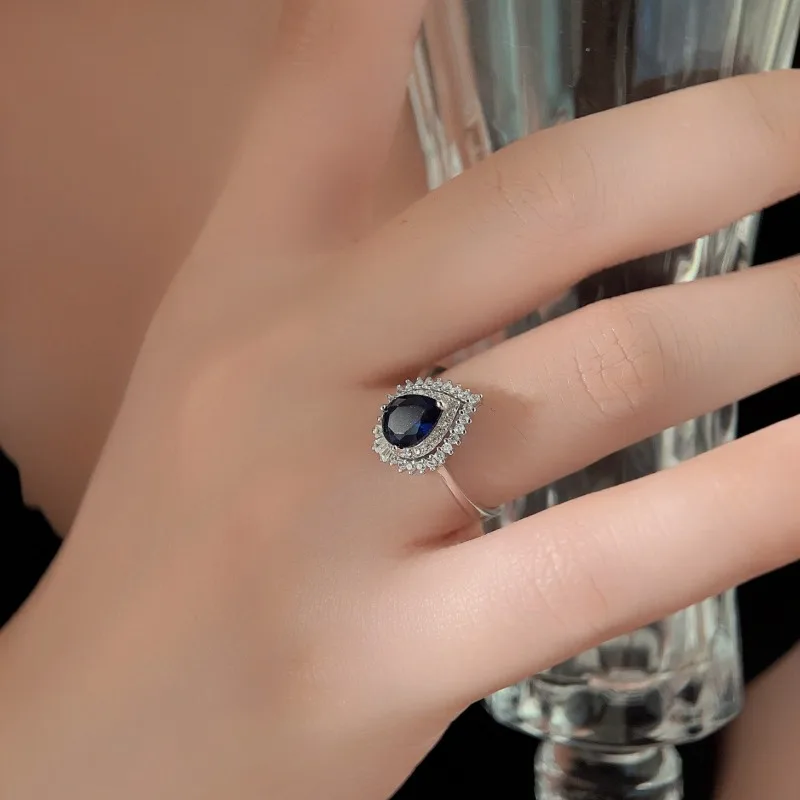 S925 الفضة الجديدة شخصية بسيطة قطرة الماء خاتم الياقوت الأزياء المتخصصة تصميم الدائري