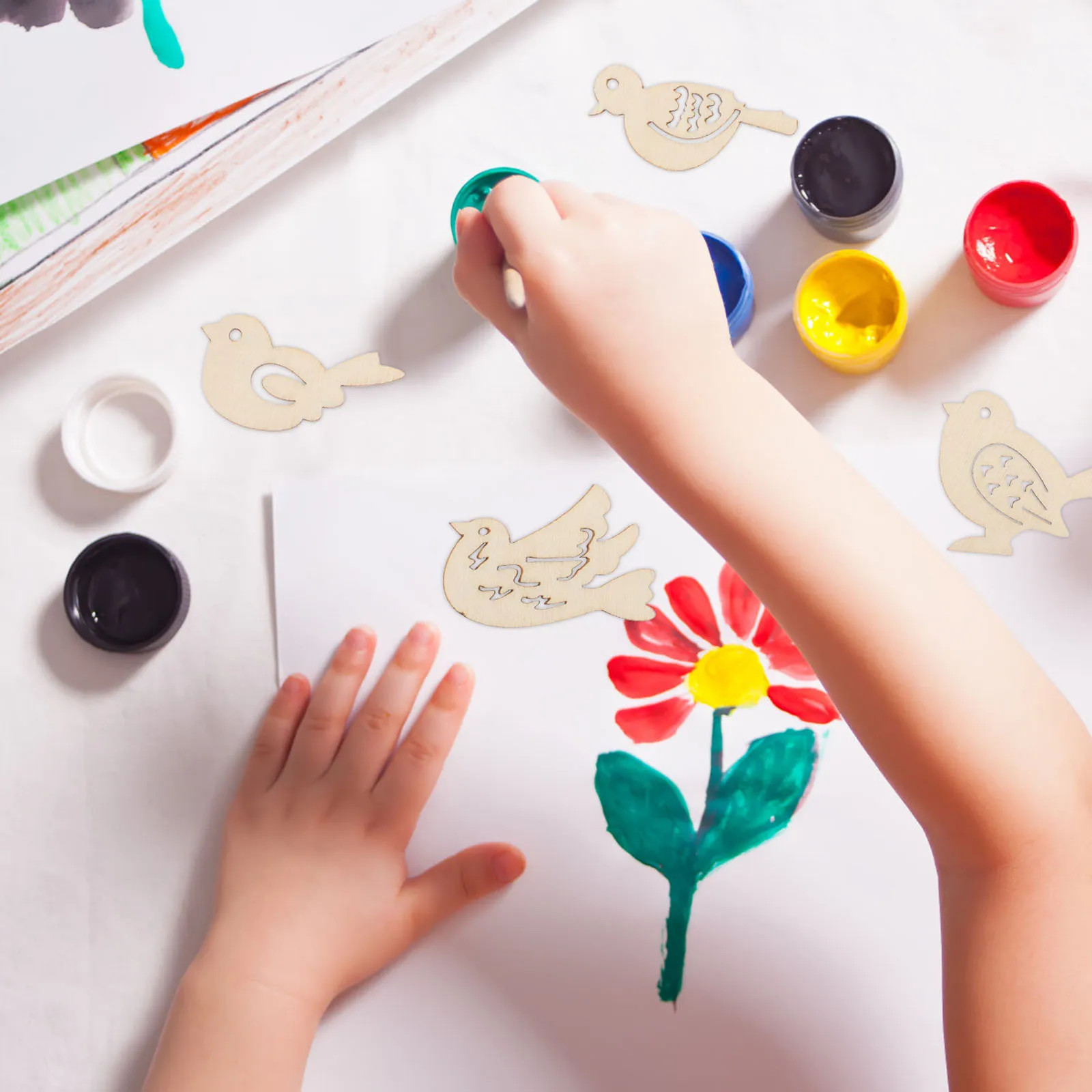 

50Pcs DIY Wooden Bird Shape Slices Unfinished Wood Cutouts Handcraft Ornaments for Wedding Party Decor Wooden Bird Pendants