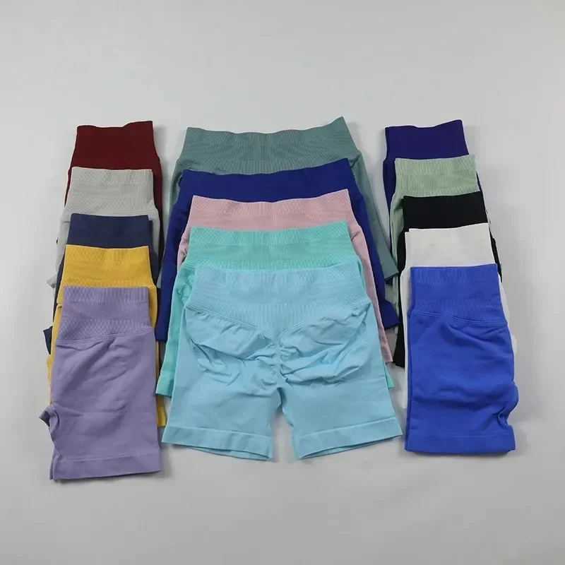 Бесшовные шорты для йоги, шорты для тренировок в тренажерном зале, эластичные шорты для бега с логотипом, шорты с низкой ребристой лентой, одежда