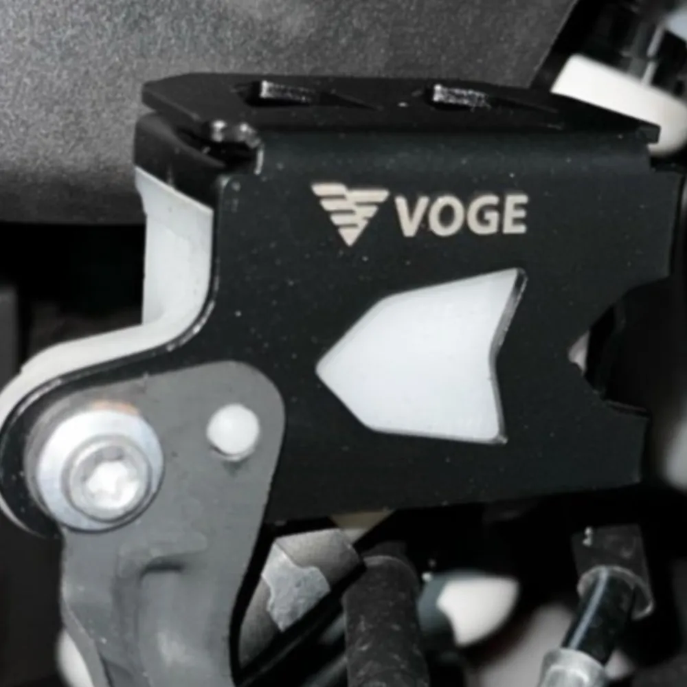 

Rear Brake Fluid Reservoir Protector Guard Cover For VOGE DS525X DS625X AC525X AC525 DSX 625 DSX 525 ACX 525 AC 2023 2024 2025