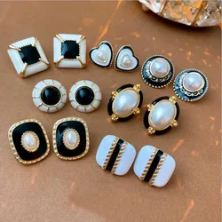 Vintage Earrings Elegant Creamy White Geometric Oval Metal Dripping oil Earrings for Women Daily Jewelry