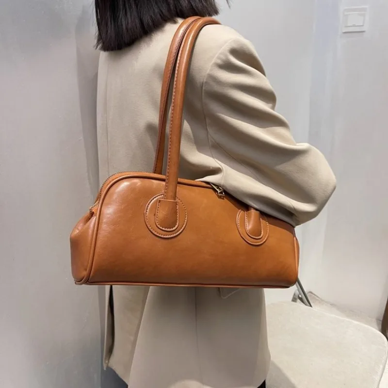 

Fashionable Faux Leather Shoulder Bag, Stylish Women Handbag, Versatile Tote Bag Purse, Suitable for Daily, Work, Party ,Travel.