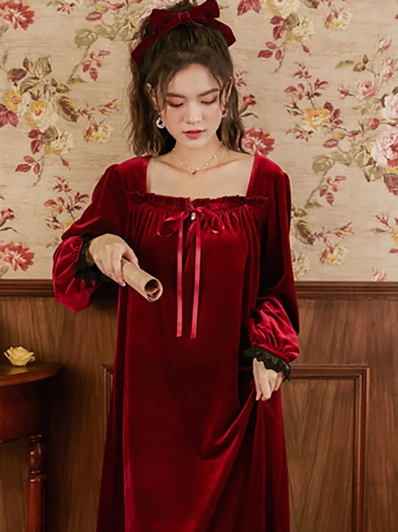 

Women Spring Velvet Night Dress Ruffles Long Robe Peignoir Victorian Pyjamas Gown Vintage Romantic Nightgown Homewear