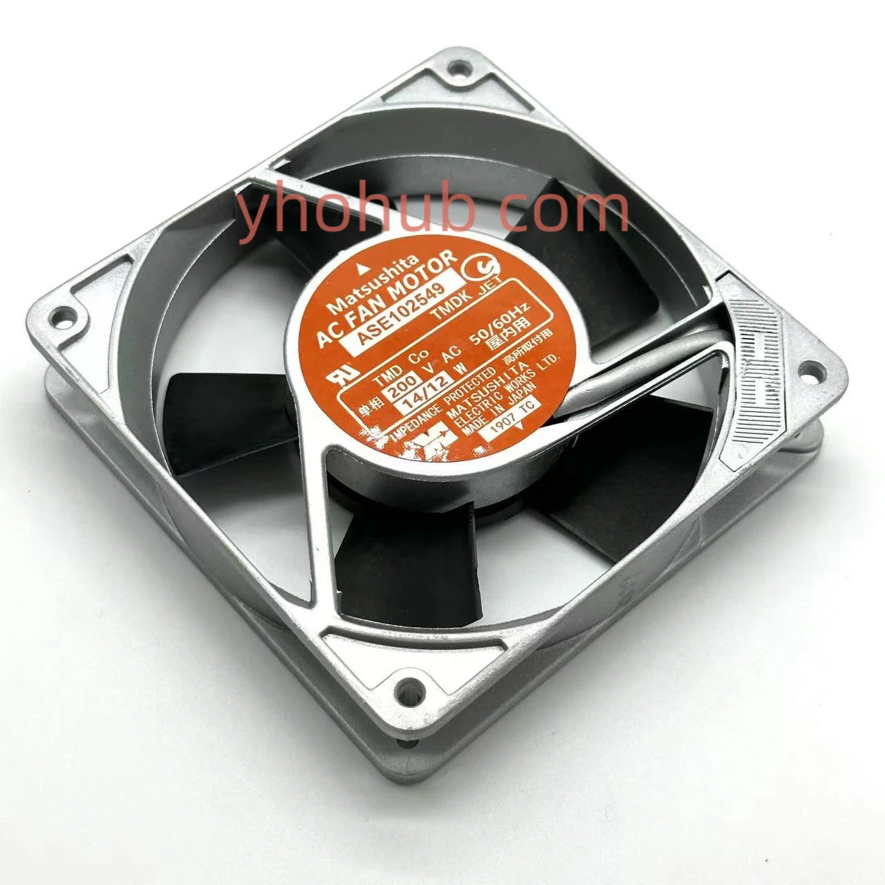 

Matsushita ASE102549 AC 200V 14W 120x120x25mm Server Cooling Fan