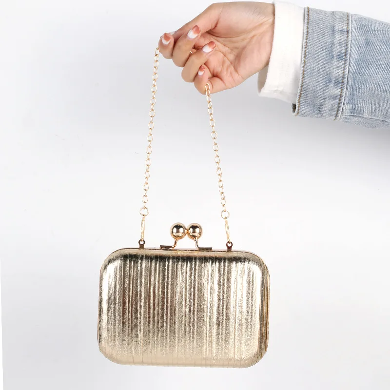 Gold Pleated Sequins Evening Bag Metal Color Bling Clutch for Wedding/banquet Handbags Female Shoulder Bag Luxury Designer Purse