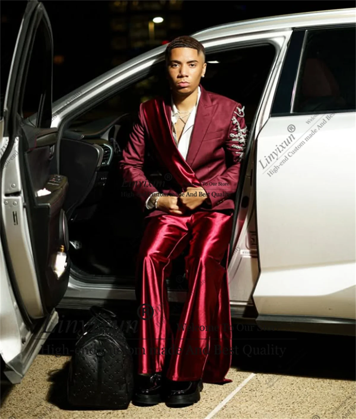 

Unique design style Crystals Beaded Tuxedo Men Suits Male Prom Blazer 2 Pieces Sets Groom Wedding Customized trajes para hombre