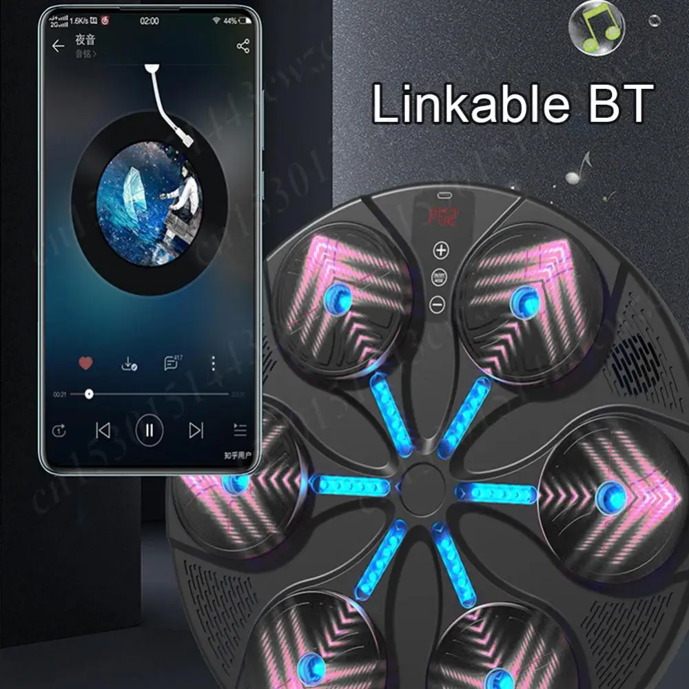 Nowa inteligentna maszyna do treningu bokserskiego Bluetooth Reakcja bokserska Cel ścienny typu C Ładowanie USB Inteligentny trener fitness do boksu