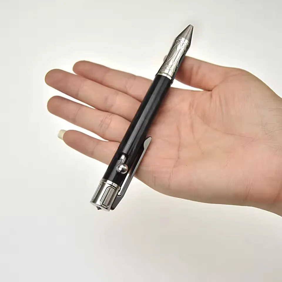 HARNDS Prime EDC Mini bolígrafo de bolsillo de tamaño, bolígrafo Rollerball de acción de perno de fibra de carbono de titanio con recambio de pluma Fisher Space MT1804