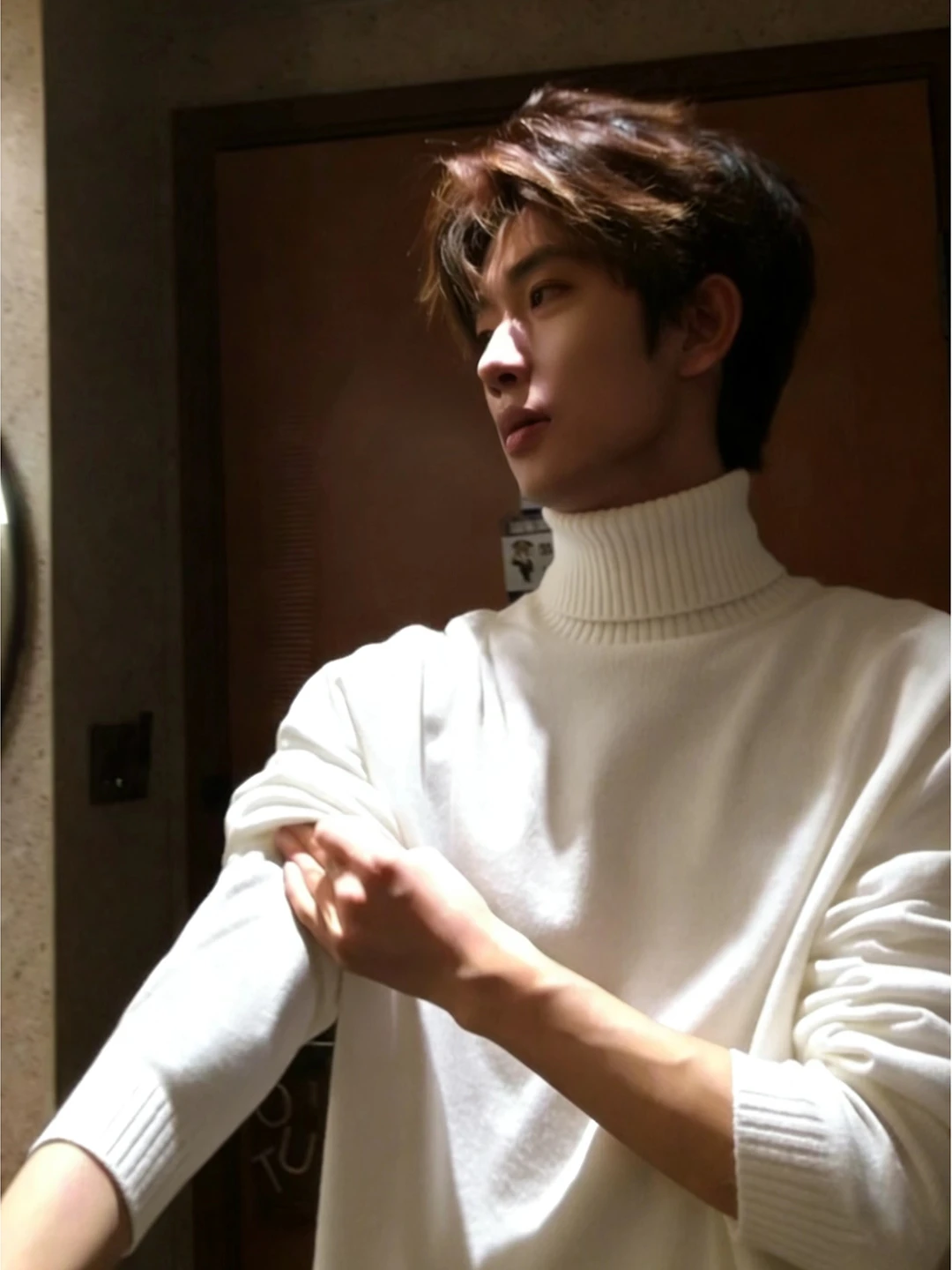 

Корейский мужской вязаный свитер с высоким воротником, зимний, на флисовой подкладке, плотный шерстяной свитер Cleanfit, белый