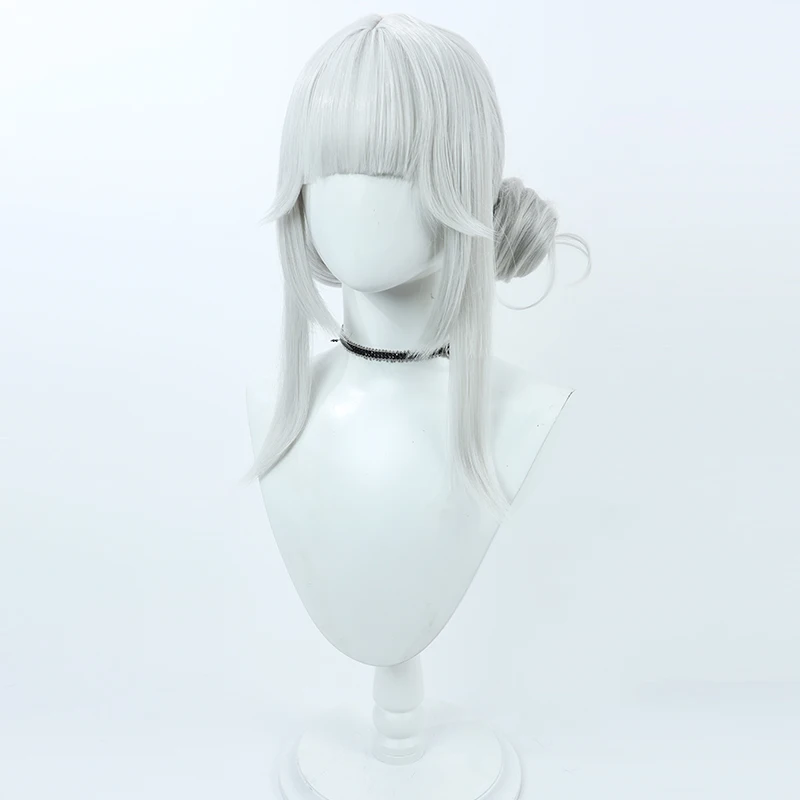 Synthetisches Haarspiel NIKKE Die Siegesgöttin Blanc Cosplay Perücke 60 cm Splitterweiße Farbe Perücken Hitzebeständige Perücke