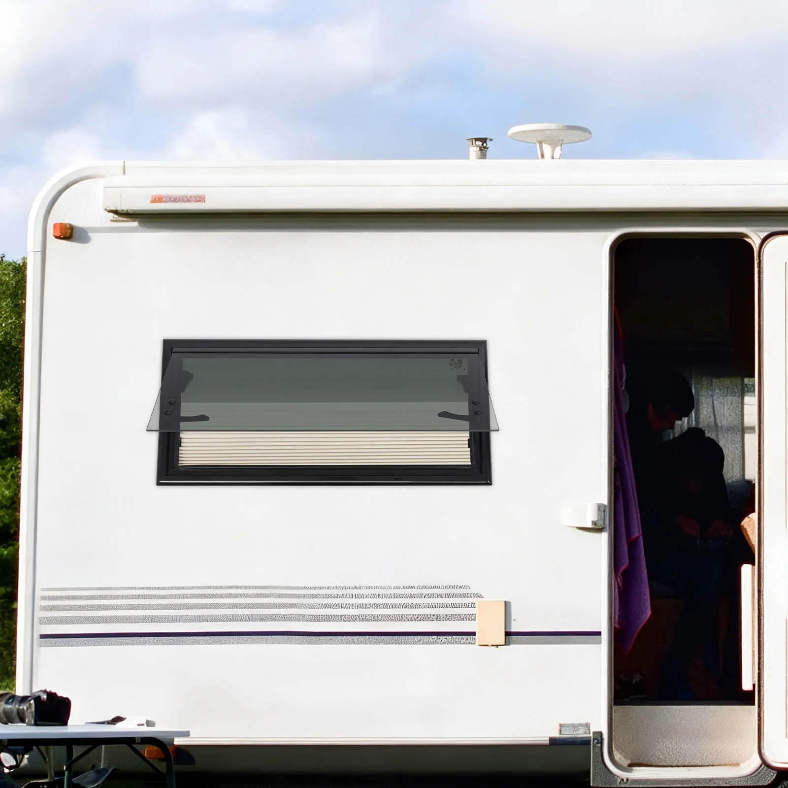 Weiß+Schwarz Aluminiumlegierung ABS Gehärtetes Glas Rechteckiges RV-Ausstellfenster mit Fliegengitter, 40 °   Maximale Öffnung, für Wohnmobil, Wohnwagen, Camper, Anhänger, Einbaugröße 70*30cm
