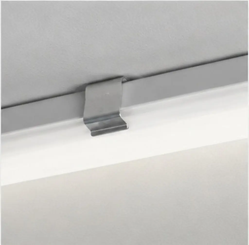 30Pcs Strong Metal Lamp Clamps LED Tube Light Fixture Holders Secure Fastening Design for Home Office Retail Spaces Tube Lamp