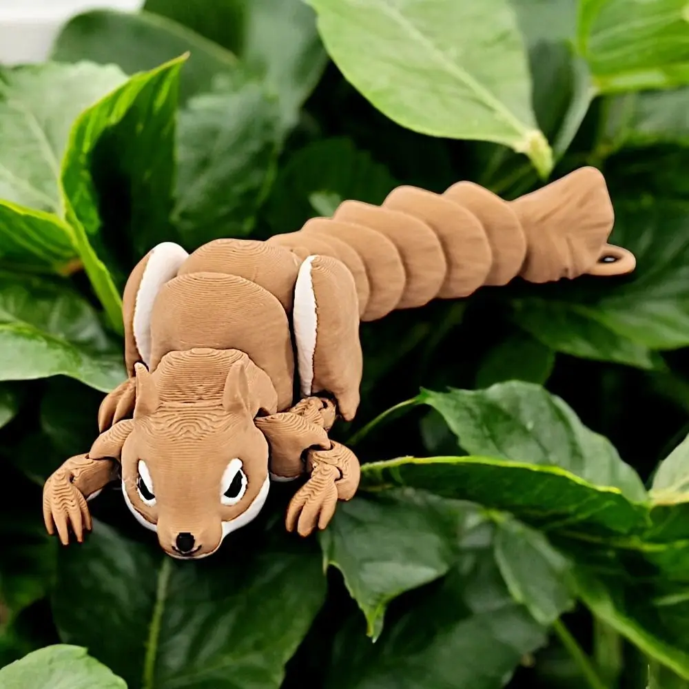 Giunti mobili Modello di scoiattolo Giocattoli Artigianato realistico Stampato in 3D Statuetta di scoiattolo Diceratops Cartoon