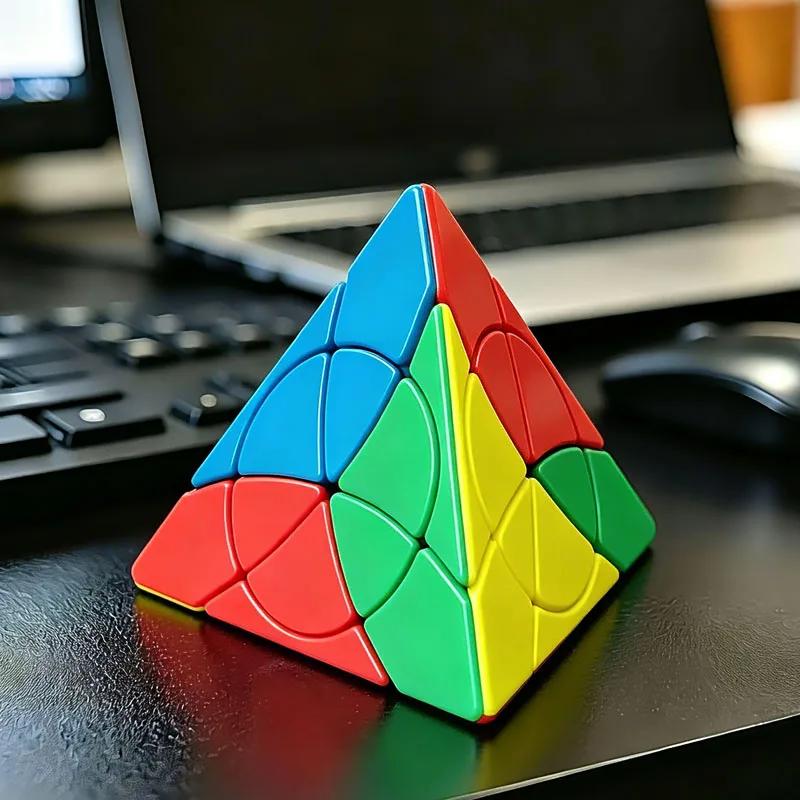 

YJ Petal Pyraminx Triangle Speed Cube Difficult Brain Teasers Puzzles IQ Educational Toys кубик рубика профессиональный