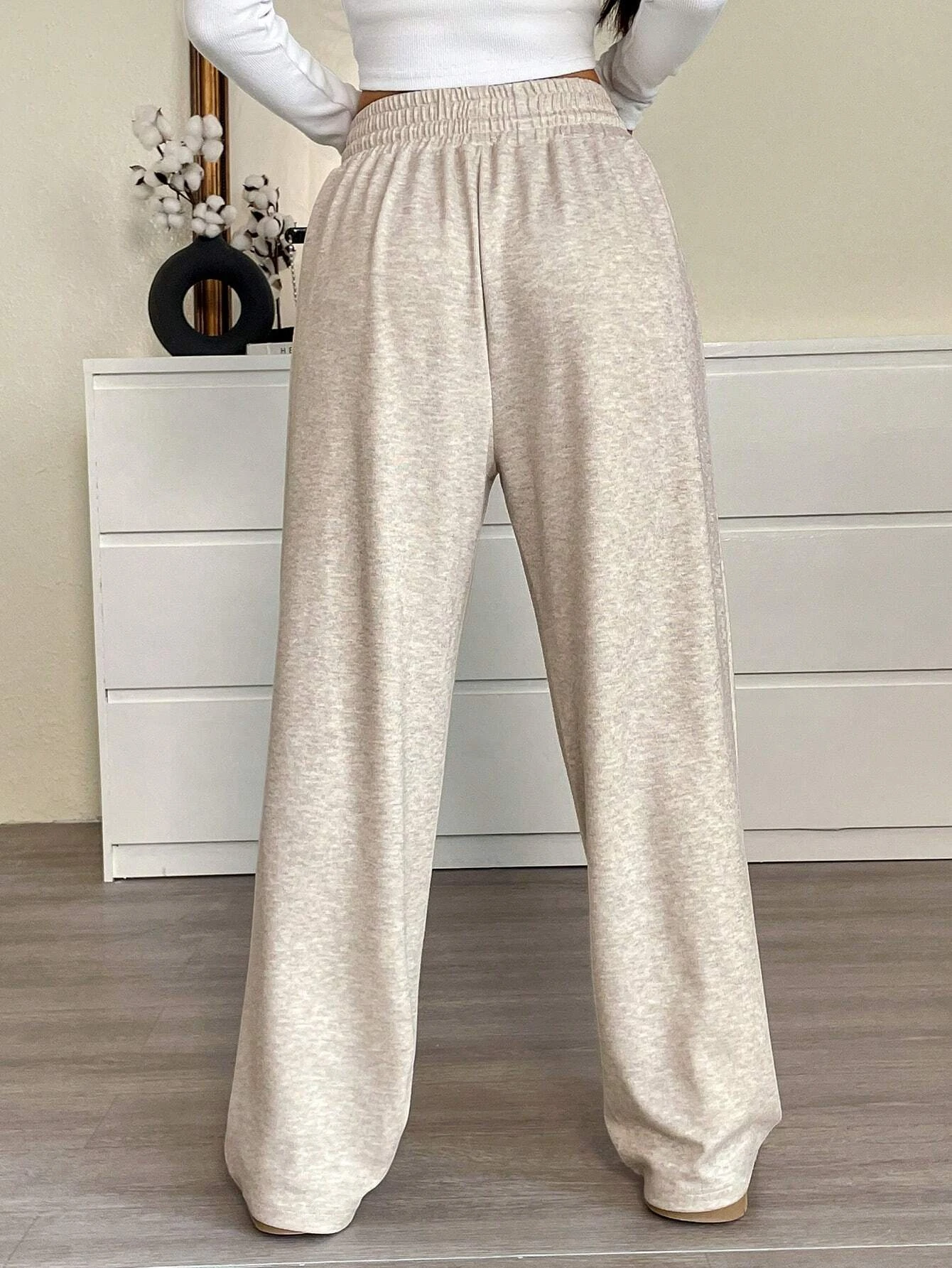 Einfarbige Freizeithose mit Kordelzug für Damen, minimalistisch und modisch für den täglichen Gebrauch, Abschluss- und Schuloutfits