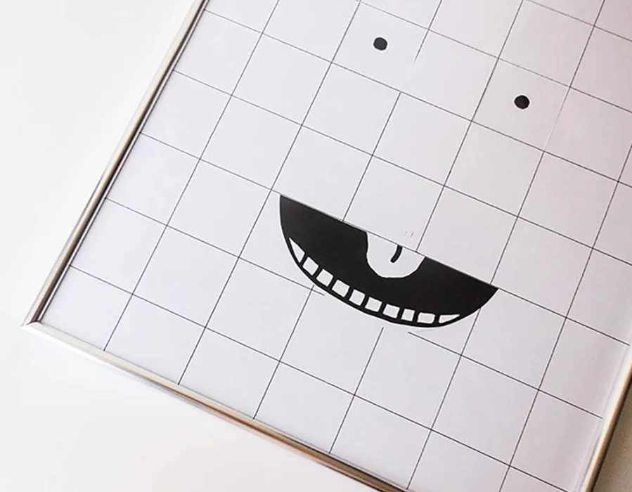 Small Abdomen Frame Magic Ultimate Frame 36cmx28cm for Stage Party Illusion Gimmick Props Mentalism Comedy Magia