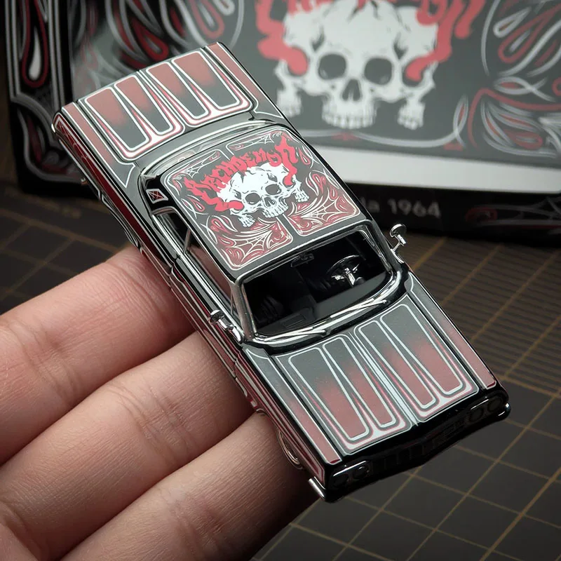 97M Model 1/64 Scale 1964 Impala SS Lowrider Bounce Car Alloy Car Model Classics Adult Souvenir Gift Static Display