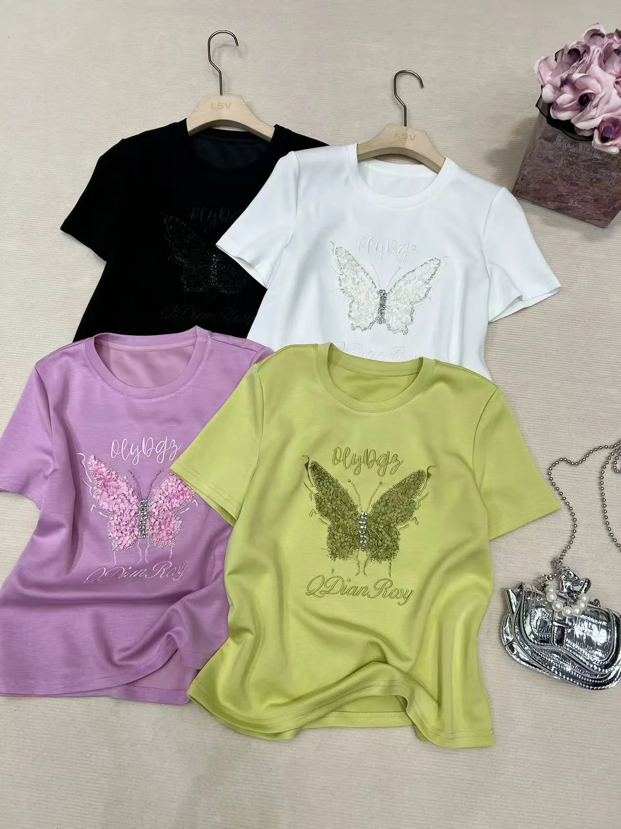 Spring Sle Loose Fit ort Sve Women's T-irt Age-Defng  Embroidery Faionable Print Cotton Casual Top