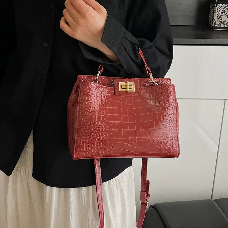 حقيبة ساعي كلاسيكية للنساء من الجلد الطبيعي، محفظة كتف كروس، حقيبة يد عصرية للسيدات