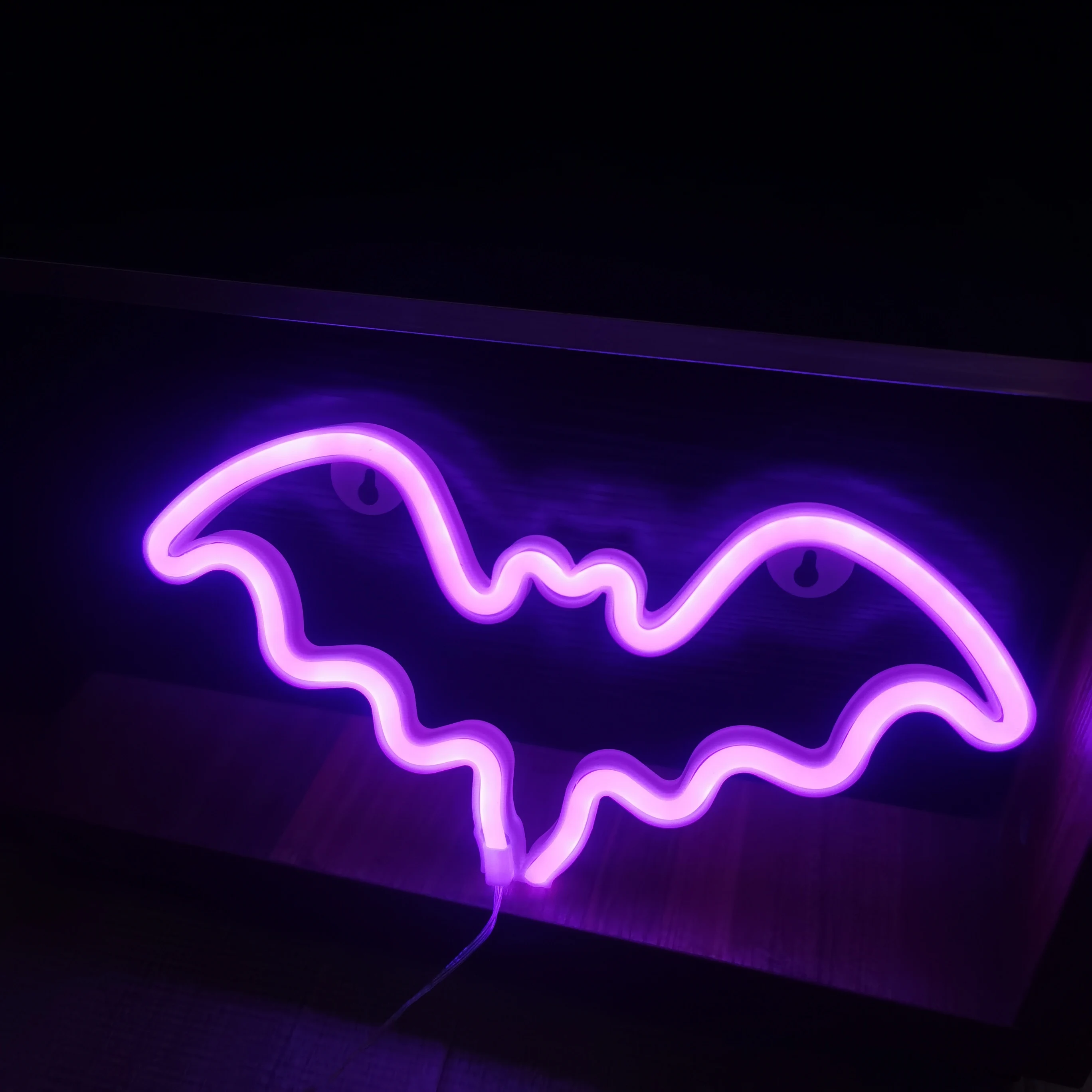 Bat LED neon light, USB or battery powered, Halloween party, bar, game room, bedroom atmosphere light, gift (without battery)