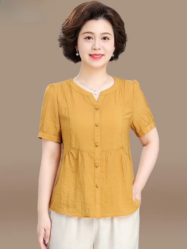 

Elegant Cotton Linen Two-Piece Set for Middle-Aged Women Summer Fashionable Button-Up Short Sleeve V-Neck Slimming Outfit
