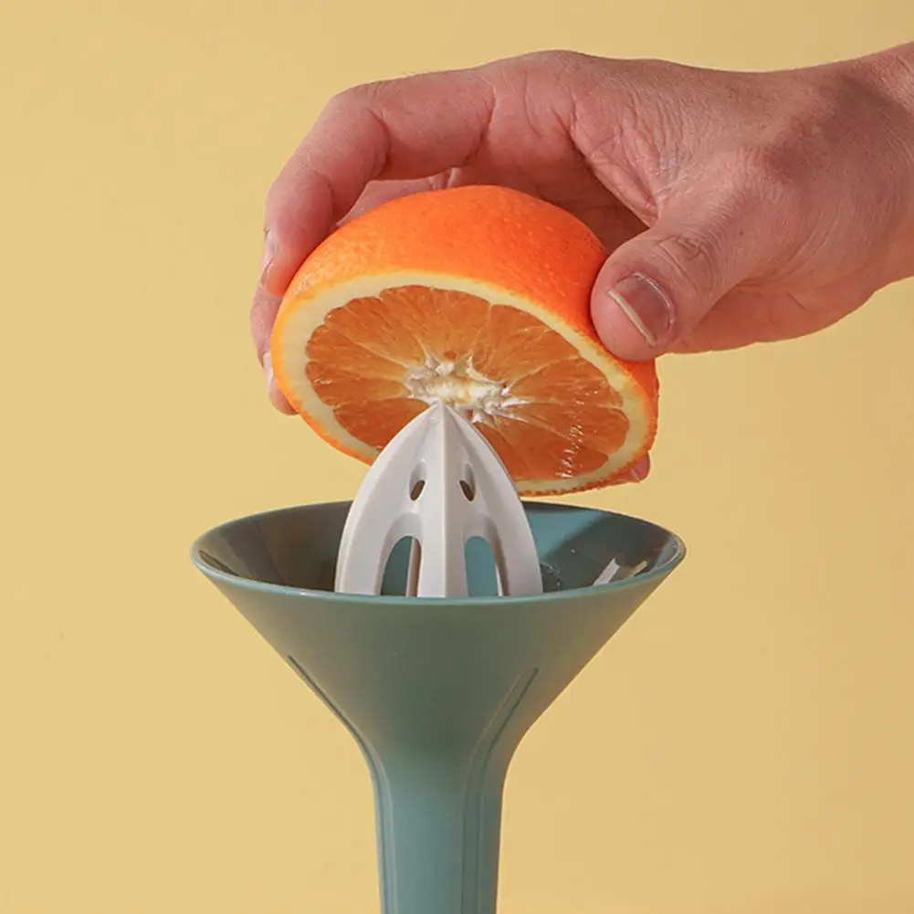 Multi Functional Manual Juicer Kitchen Utility Tool Life Funnel Portable Lemon and Orange Juicer