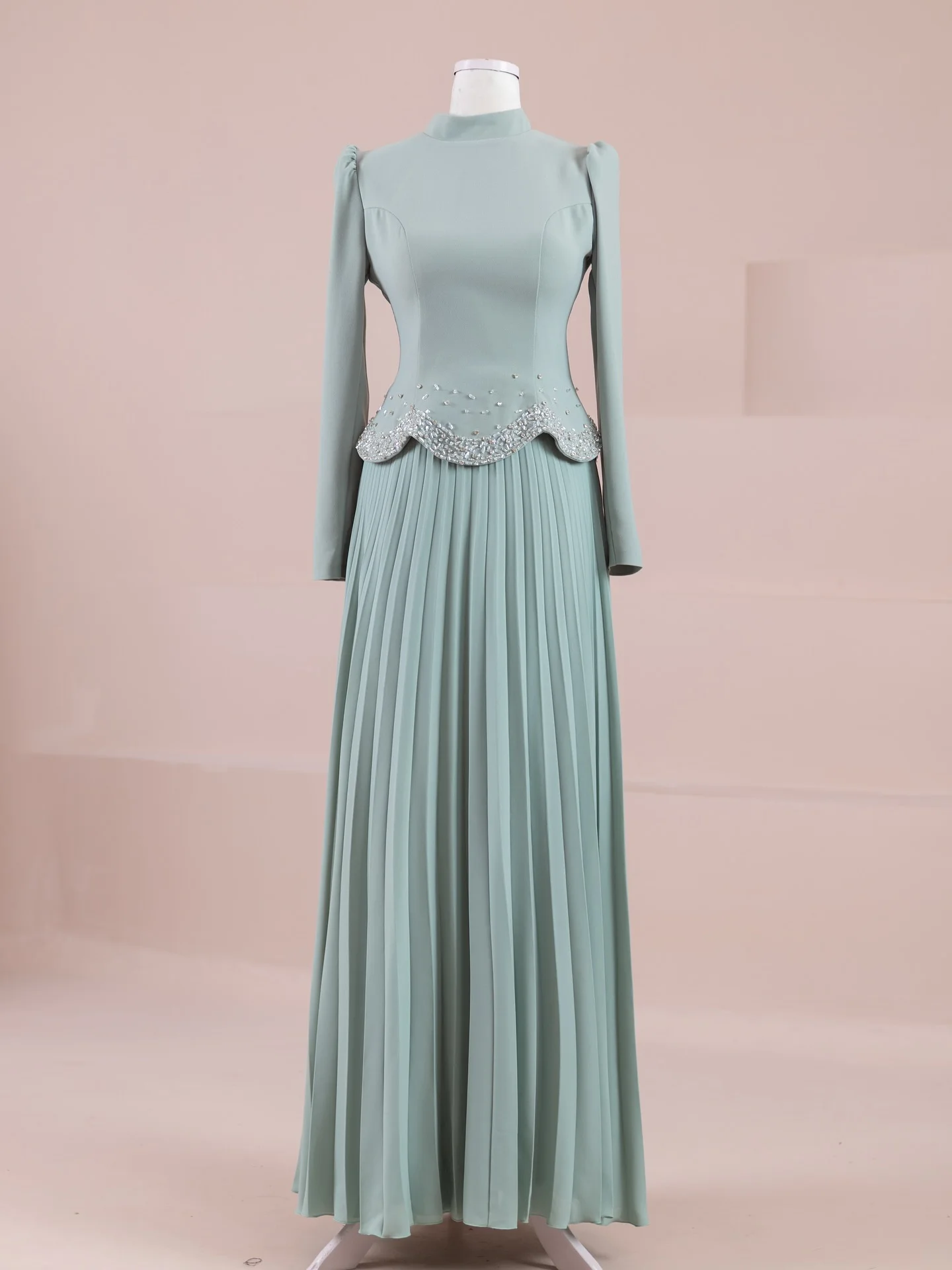 Abiti midi a trapezio con colletto alto e pieghe in jersey personalizzati Abiti da sera da donna scintillanti per occasioni su misura Taglie disponibili