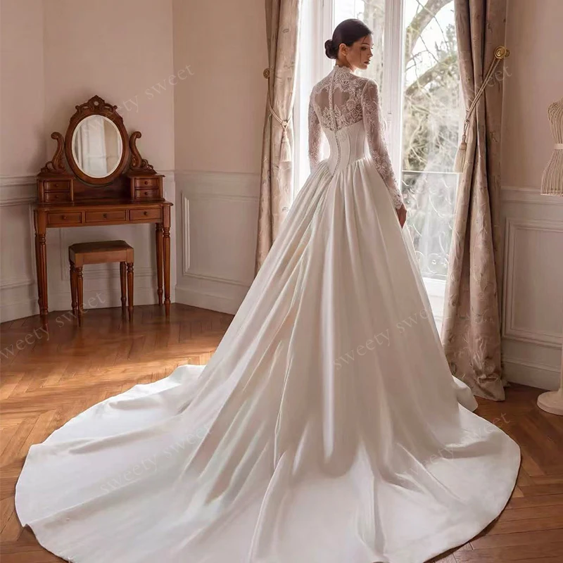 Elegant Women'S Wedding Gowns Satin With Embroidered Lace A-Line Ball Gown Long Sleeve V-Neck Bride Dress Customized Button