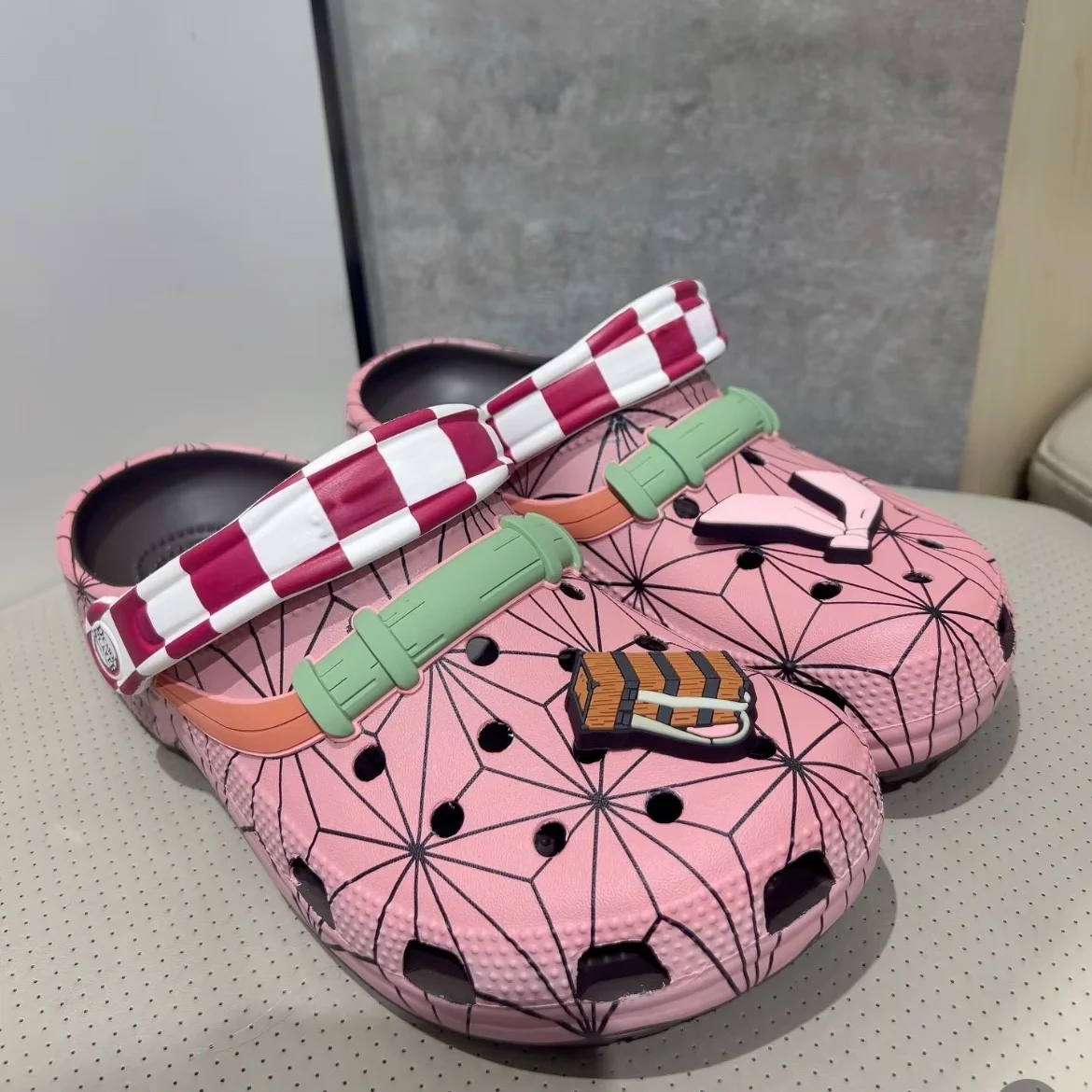 Anime Demon Slayer Cave Schoenen Kimetsu no Yaiba Infinity Castle Comfortabele antislip sandalen Casual outdoor reisslippers Cadeau