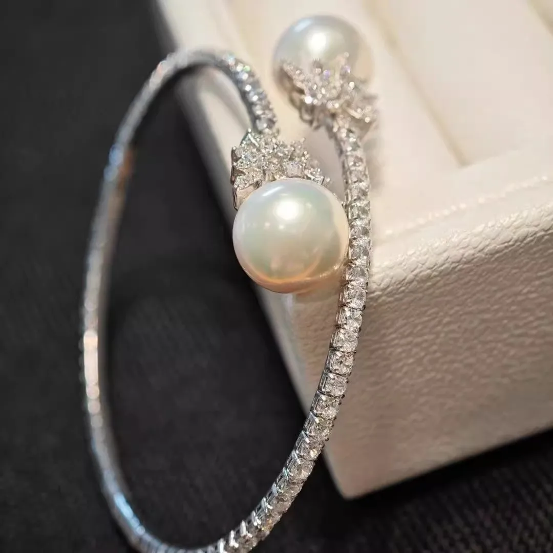 

MeiBaPJ 10mm Natural Round Pearl Fashion Butterfly Bracelet Bangle for Women Charm Fine Wedding Jewelry