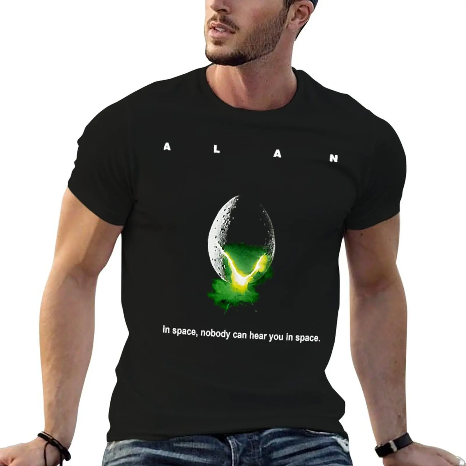 

Alan - Alien parody Essential T-Shirt anime figures oversizeds Men's t-shirt