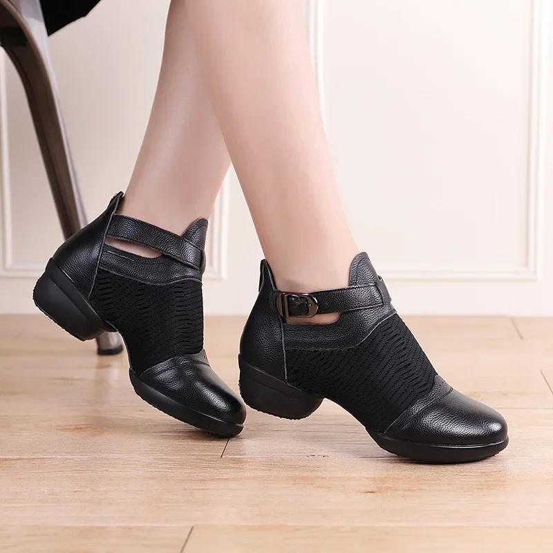 Fashion Soft-soled with Black Mesh  Dance Shoe Women's Heightening Modern Dance Square Dance Shoes In Summer