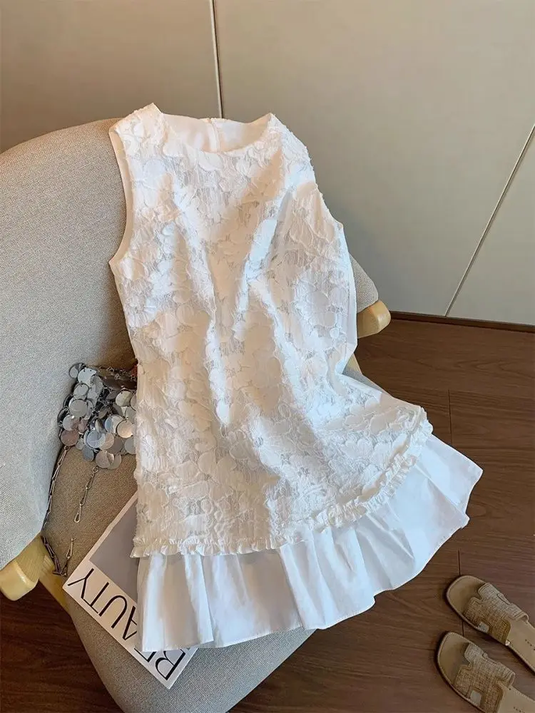 

French elegance temperament high sense lace splicing ruffle edge round neck dress women's 2025 summer new skirt