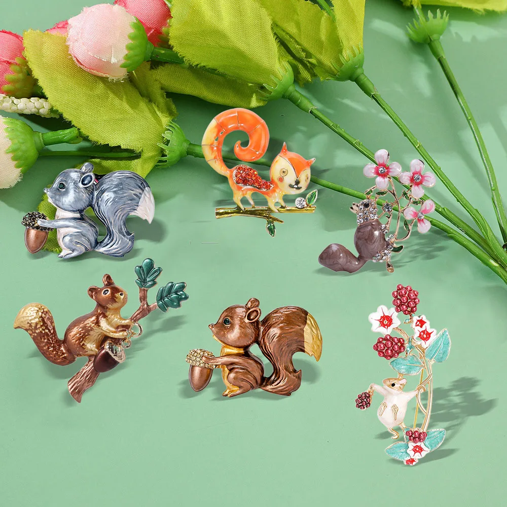 Cute Squirrel Brooches for Women Unisex Animal Pins Multi-color Available Casual Party Accessories Gifts